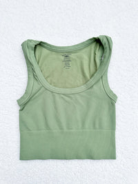 Essential Scoop Neck Nikibiki Tanktop