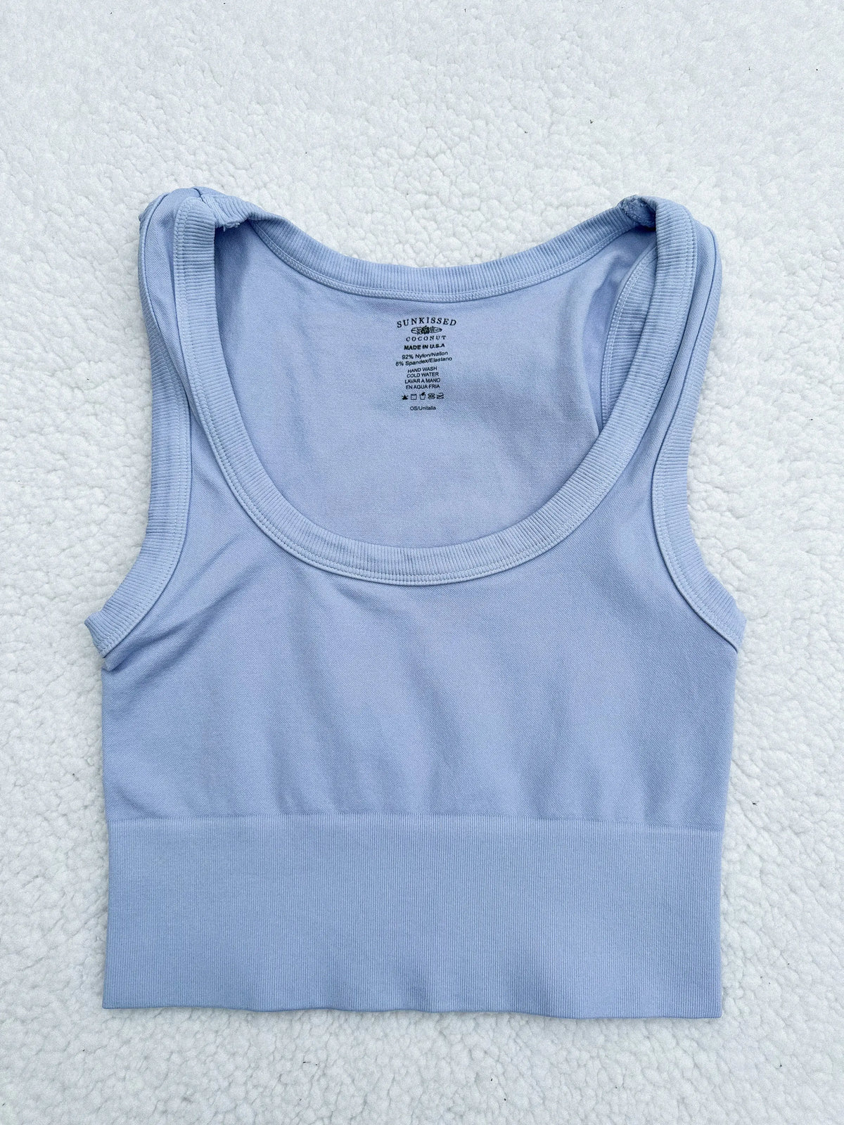 Essential Scoop Neck Nikibiki Tanktop