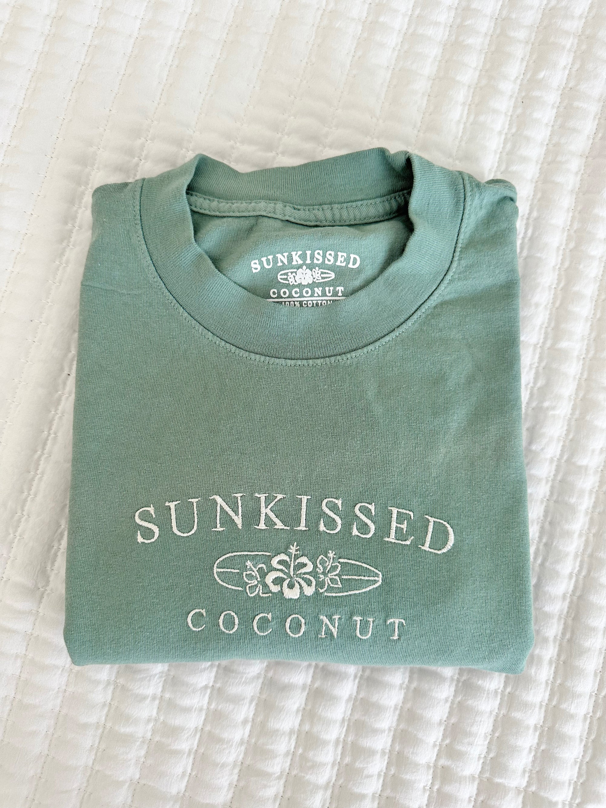 SAGE EMBROIDER SUNKISSEDCOCONUT TEE - Sunkissedcoconut