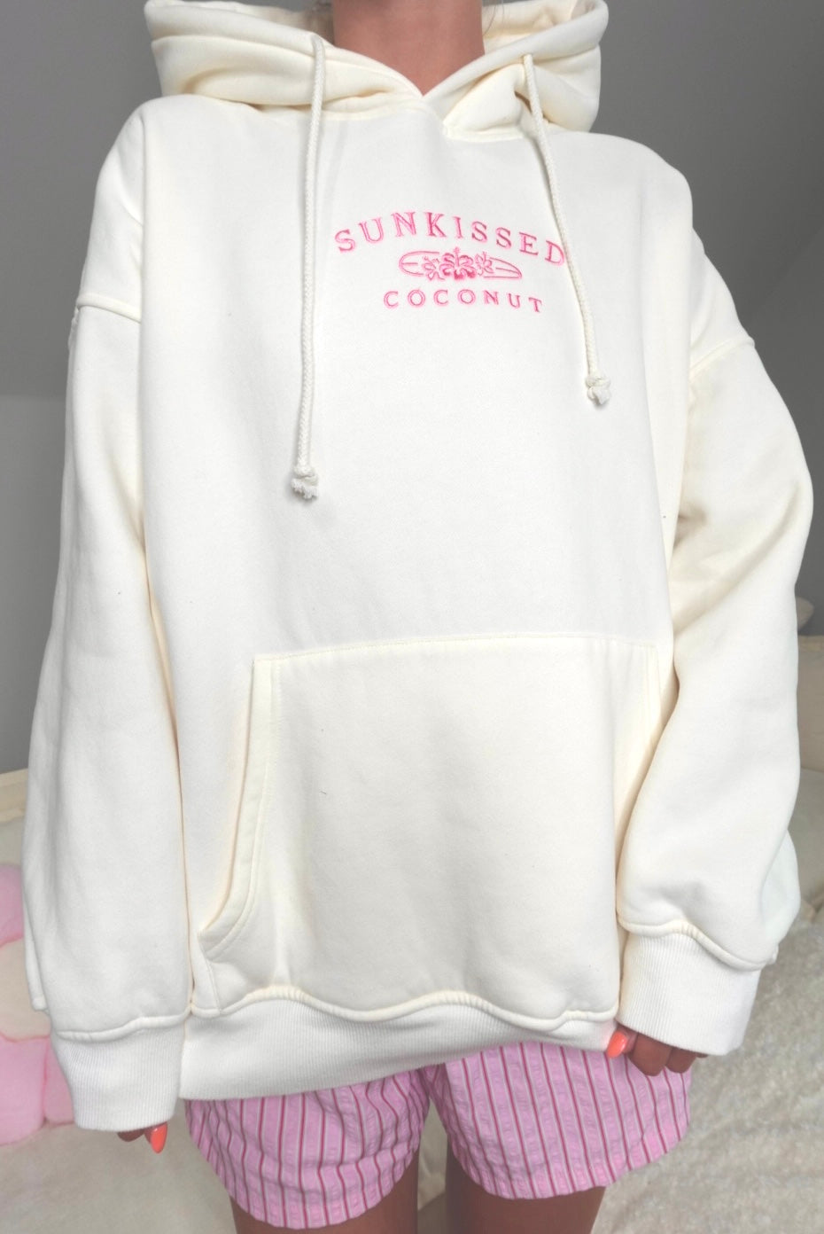 Ivory and Hibiscus Pink Sunkissedcoconut Embroider Hoodie