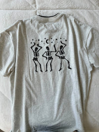 EMBROIDER SKELETON TEE - Sunkissedcoconut