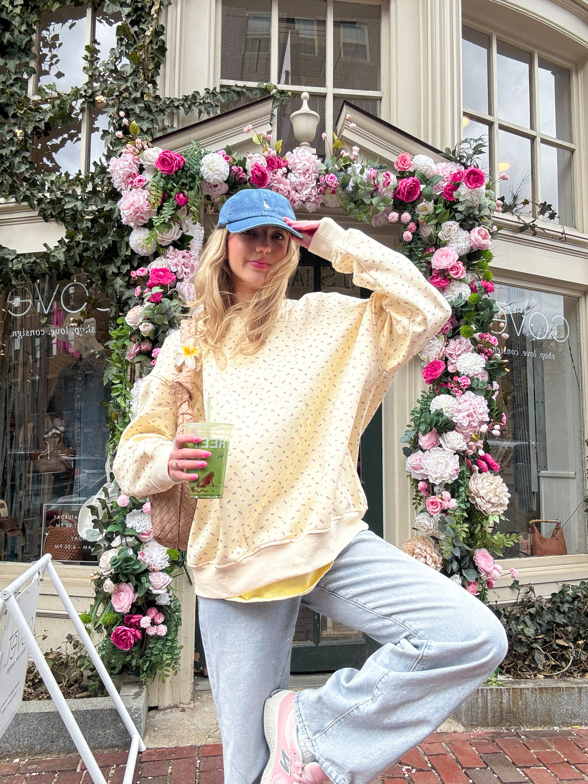 Blank Toasted Cream Roses Sweatshirt