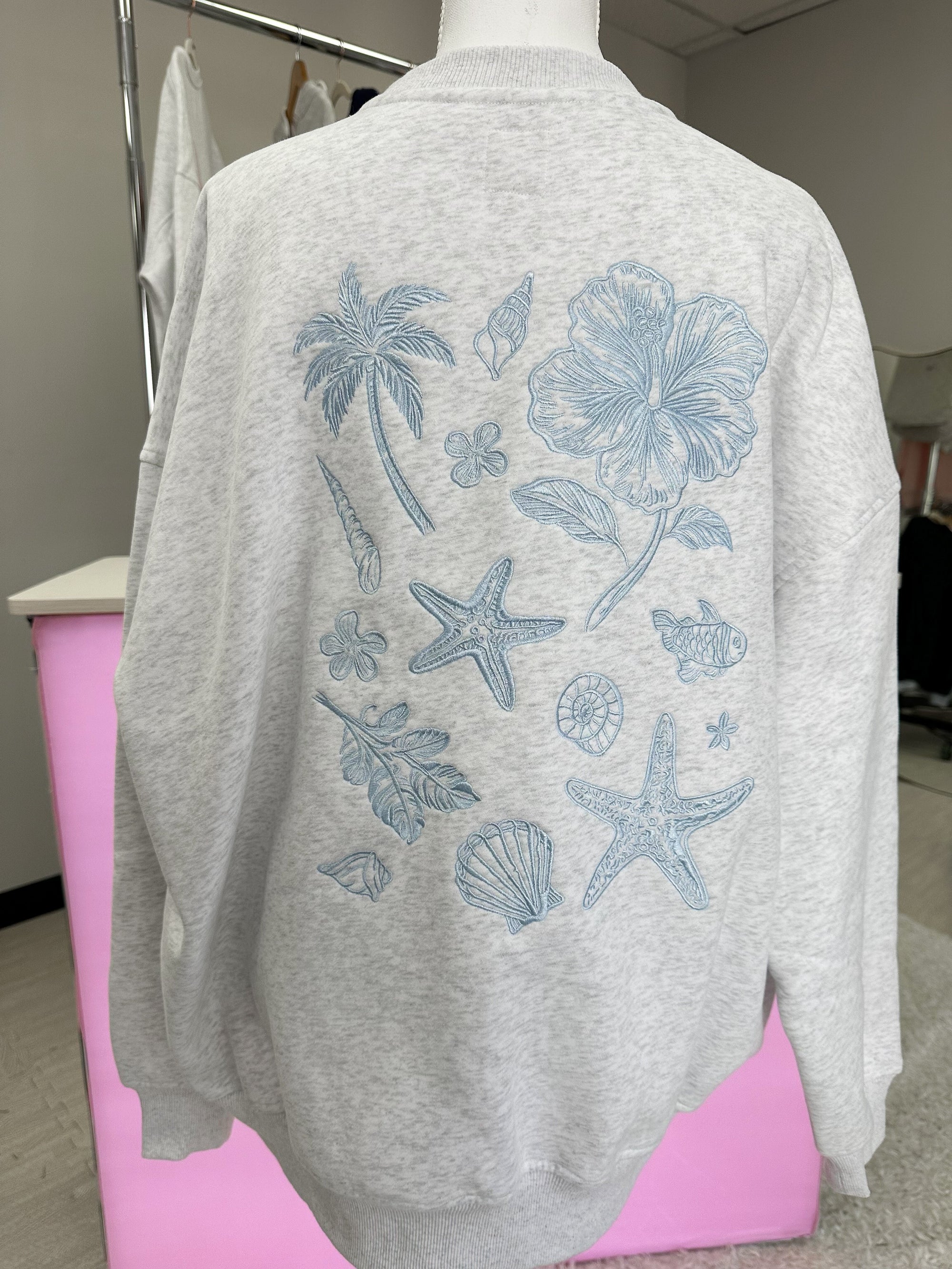 Pearl Grey Tropical Embroider Sweatshirt