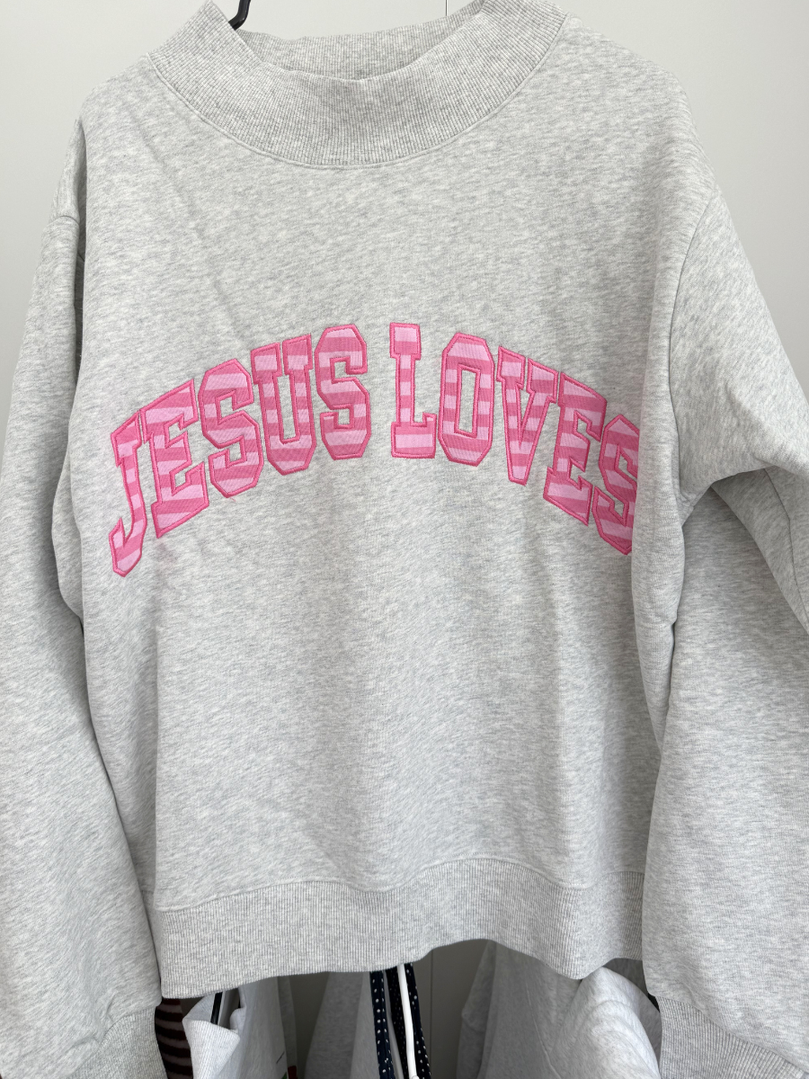 Jesus Loves Pattern Embroider Mockneck