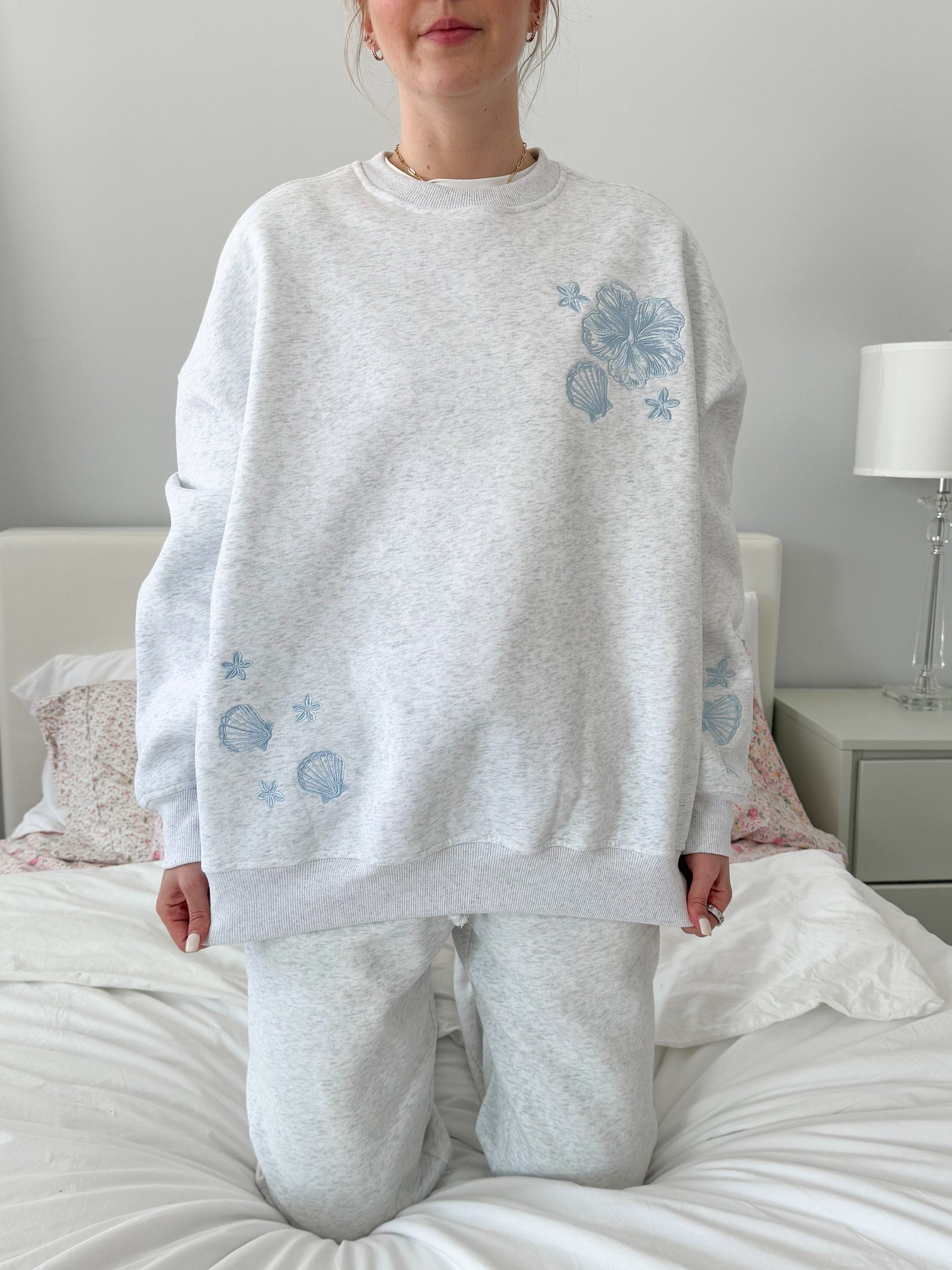 Pearl Grey Tropical Embroider Sweatshirt