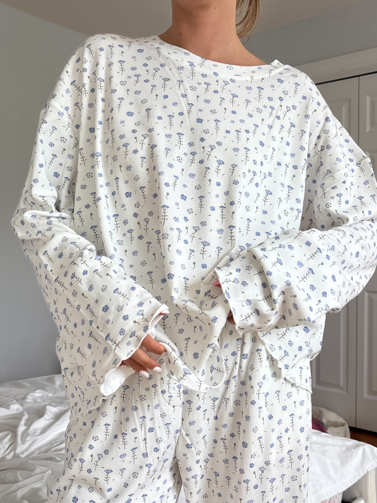 White Ditsy Floral Long Sleeve Pajama Top