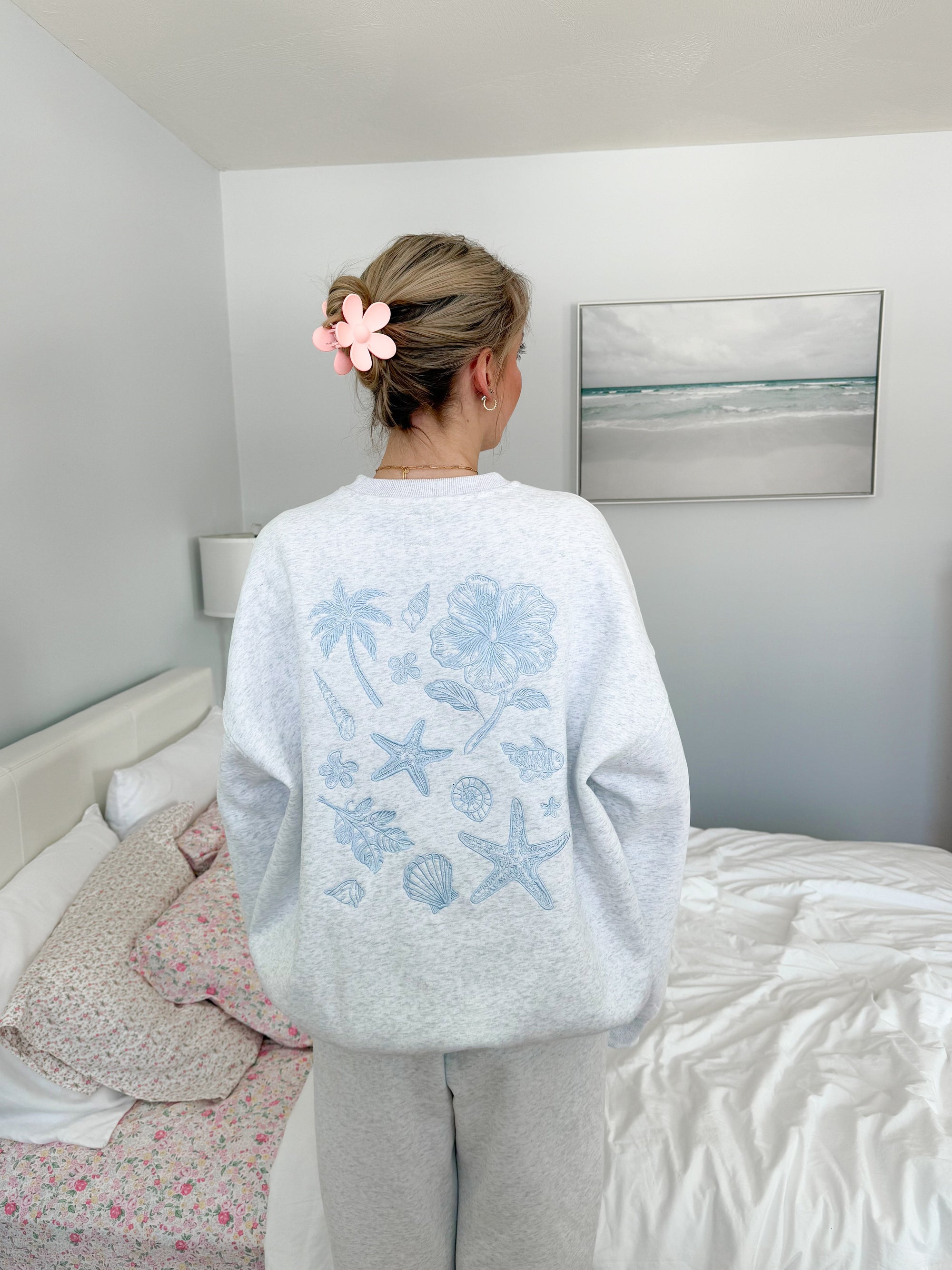 Pearl Grey Tropical Embroider Sweatshirt