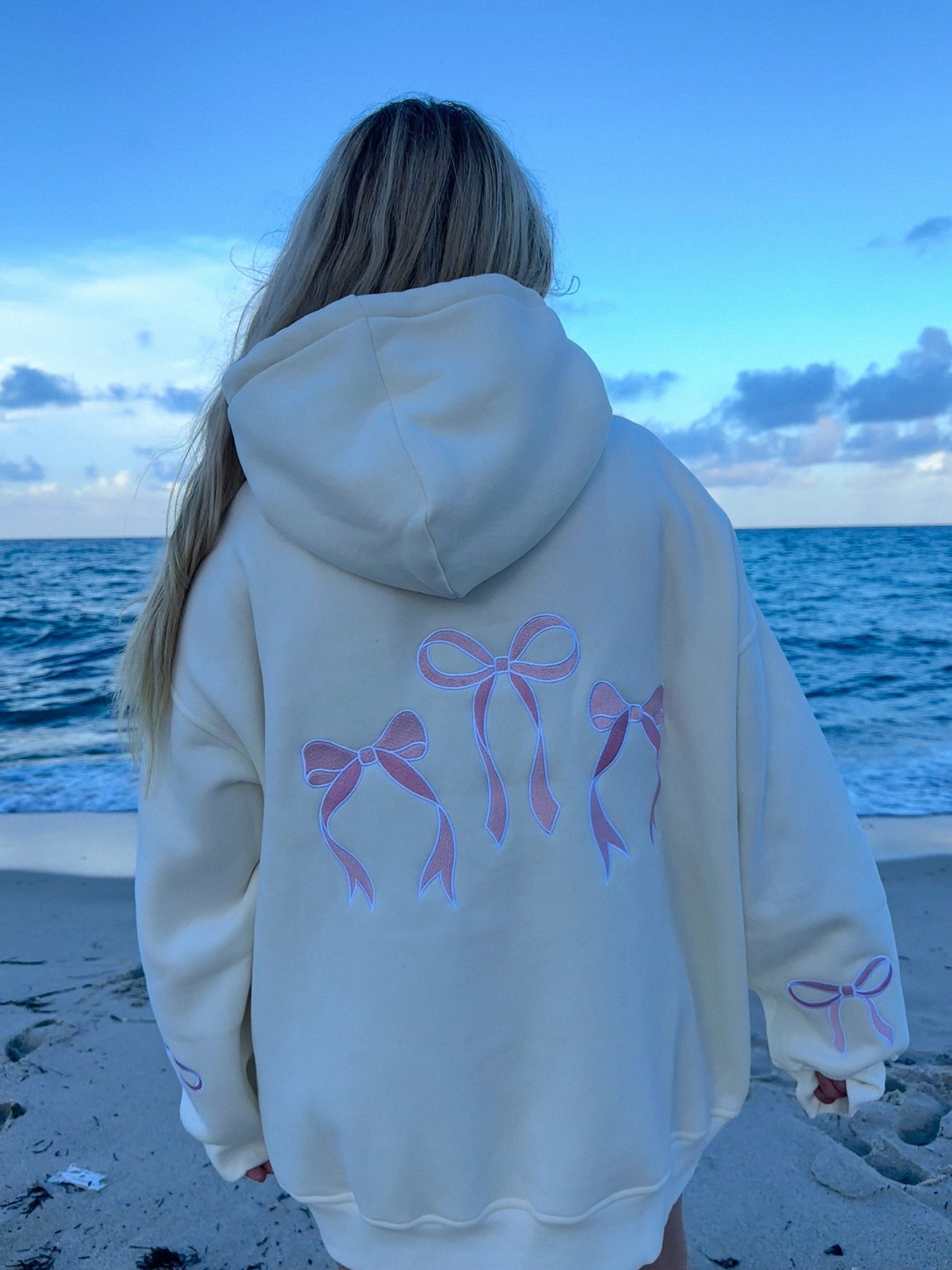 (LAST ONE SIZE 3XL) Pink Embroider Bow Hoodie