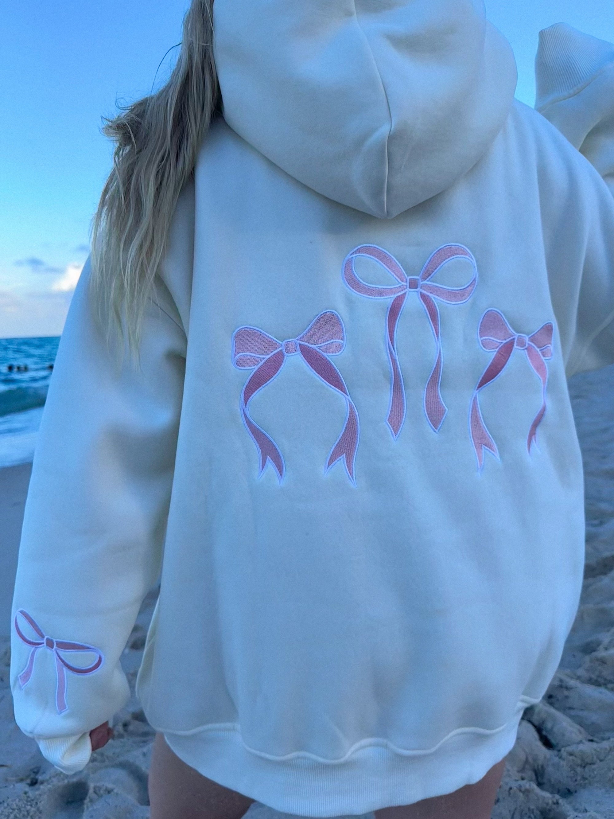 (LAST ONE SIZE 3XL) Pink Embroider Bow Hoodie