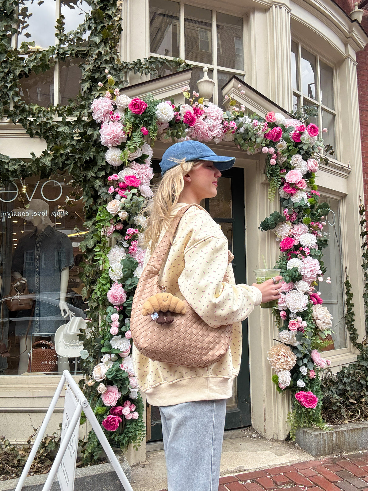 Blank Toasted Cream Roses Sweatshirt
