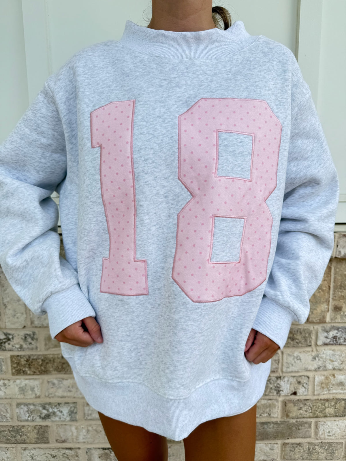 Polka Dot 18 Number Embroider Mockneck Sweatshirt