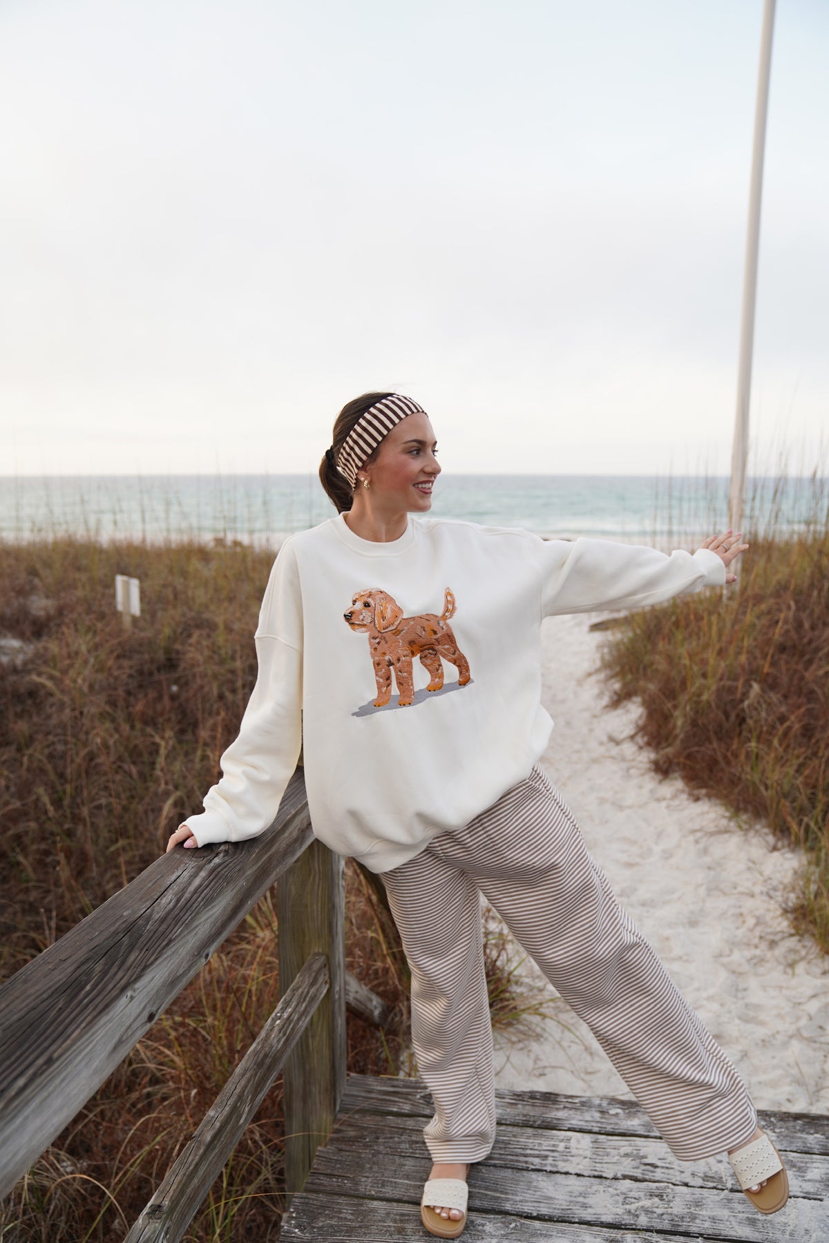 Golden Doodle Dog Embroider Sweatshirt