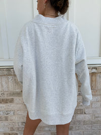 Pearl Grey Dog Golf Embroidered Mockneck Sweatshirt 100% Cotton