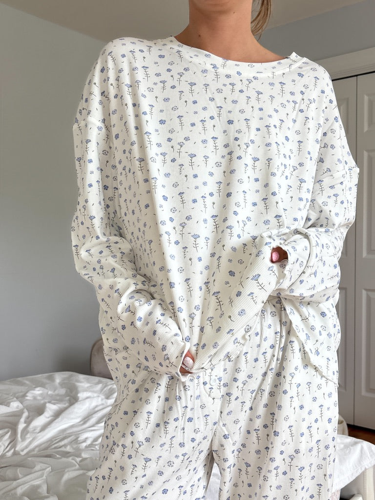 White Ditsy Floral Long Sleeve Pajama Top