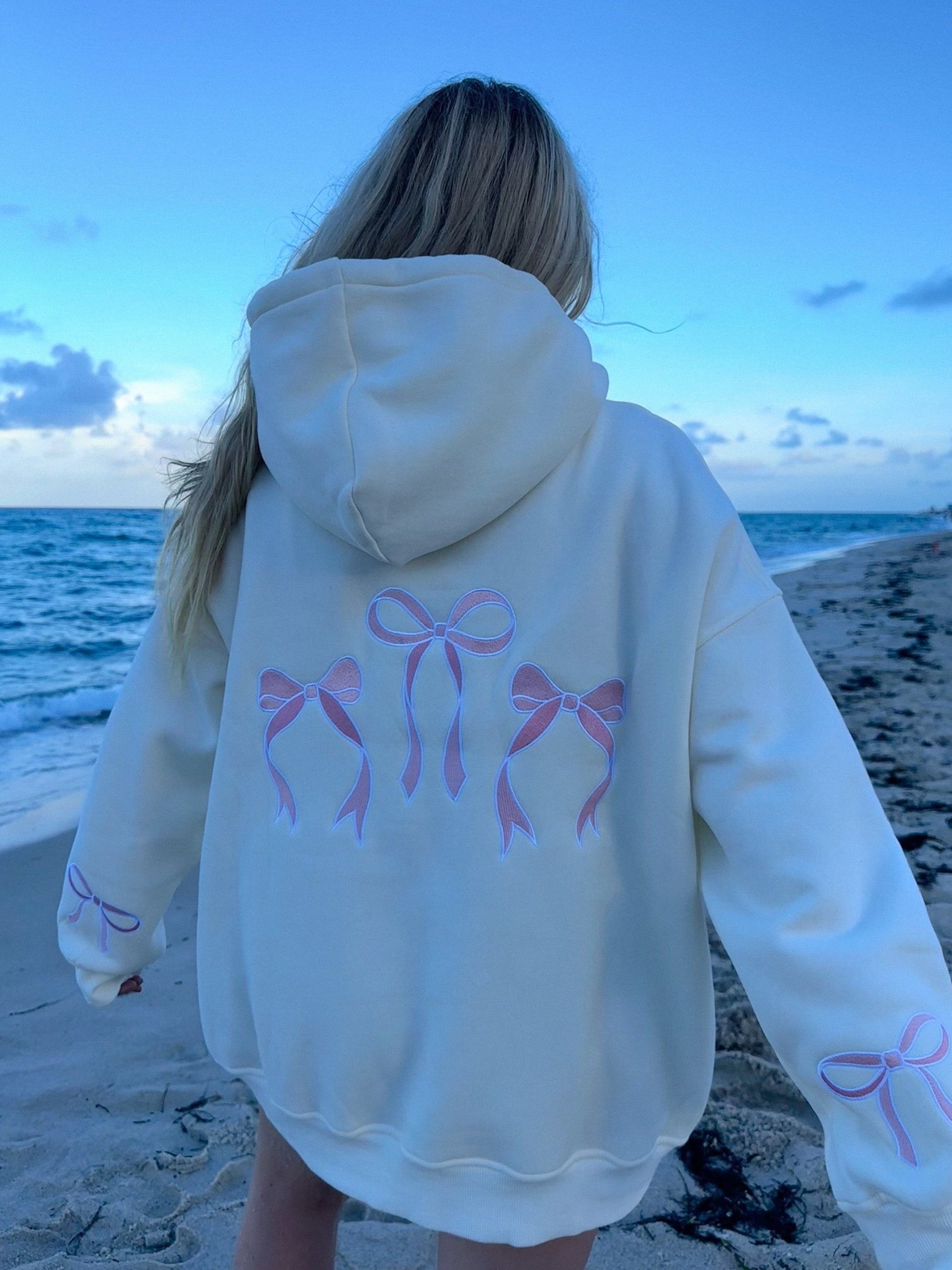 (LAST ONE SIZE 3XL) Pink Embroider Bow Hoodie