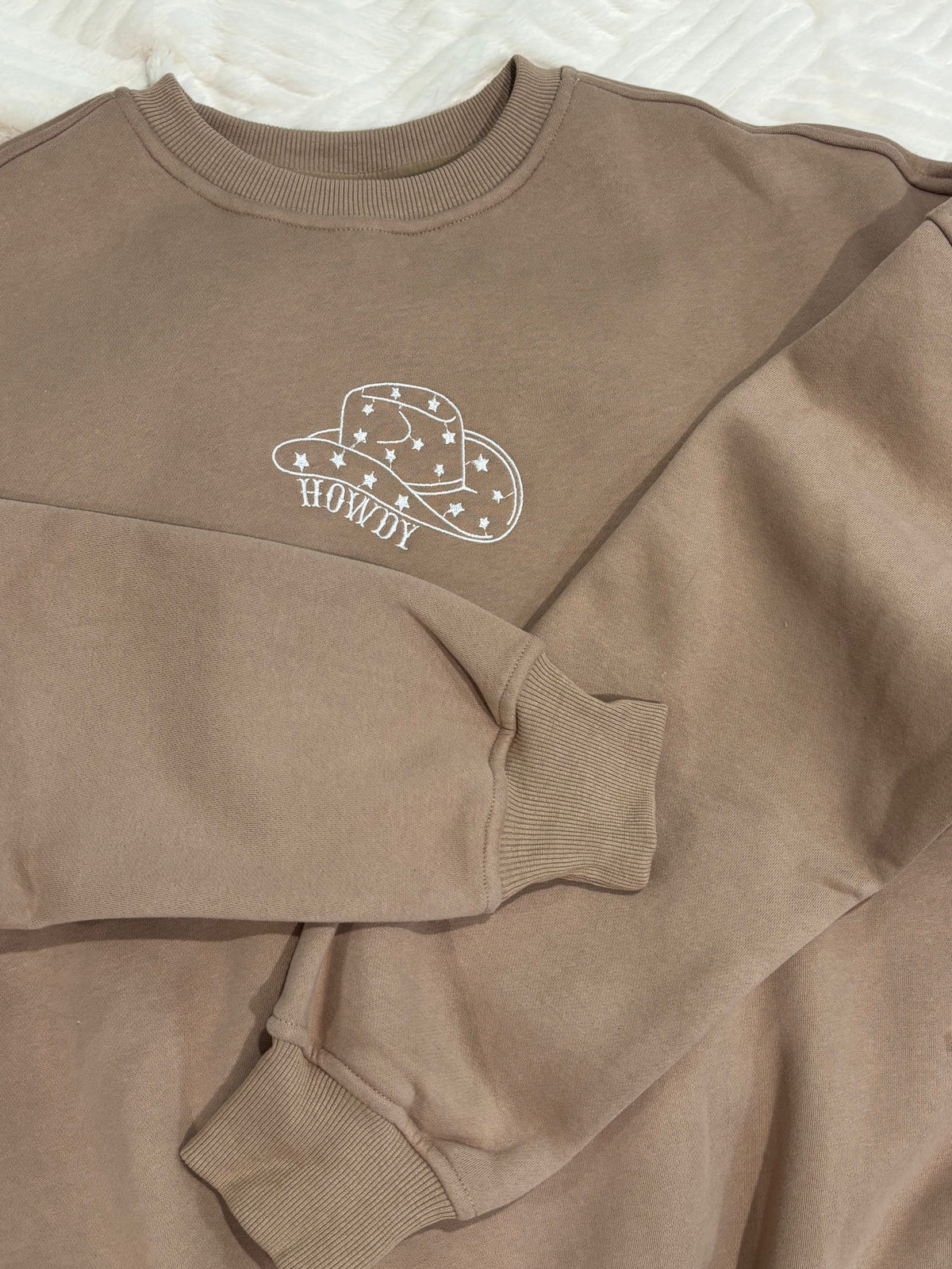 Cappuccino Howdy Embroider Sweatshirt