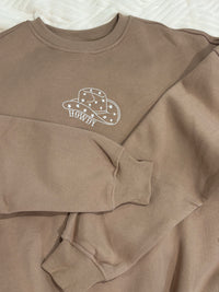 Cappuccino Howdy Embroider Sweatshirt