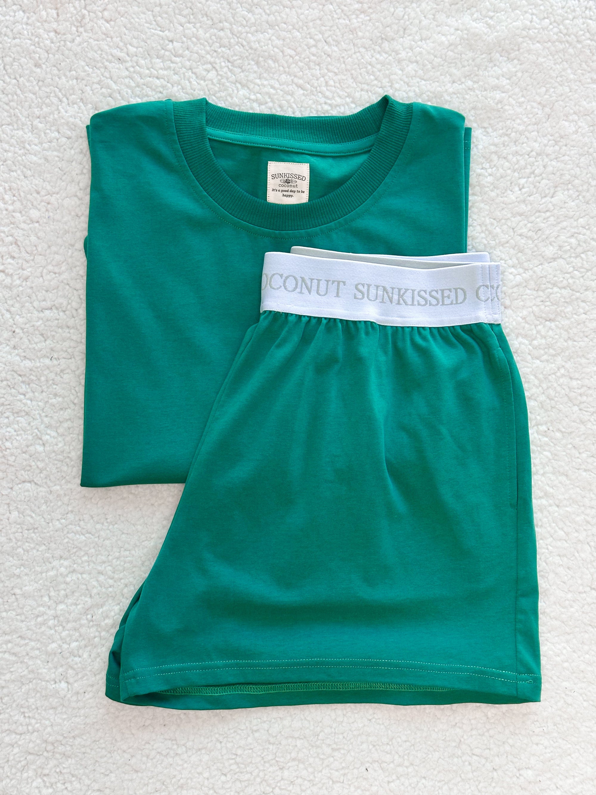 Bubbly Green Basic Blank Tee