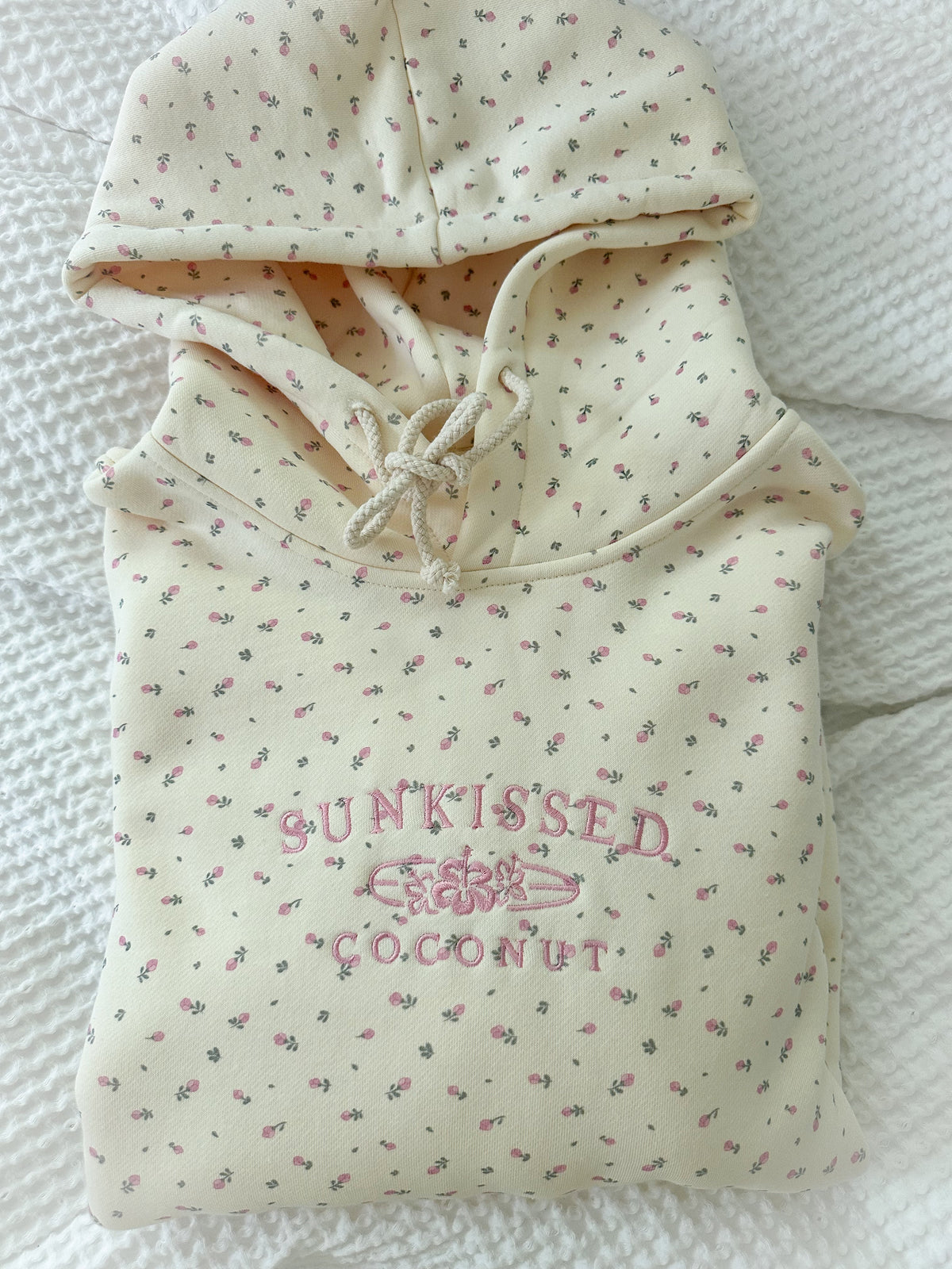 Toasted Cream Roses Embroider Hoodie