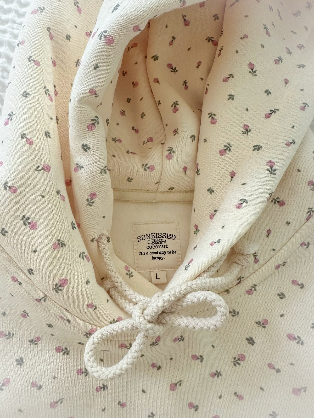 Toasted Cream Roses Embroider Hoodie