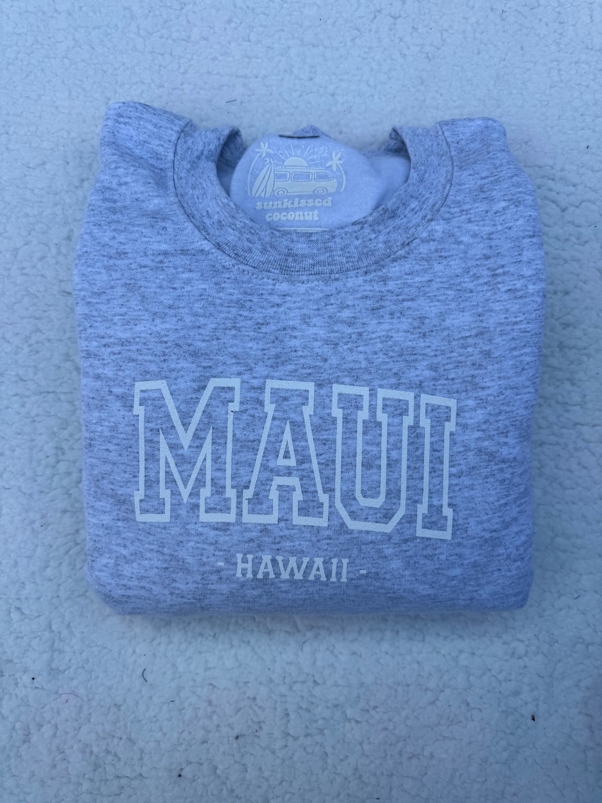 Maui Hawaii Gildan Sweatshirt