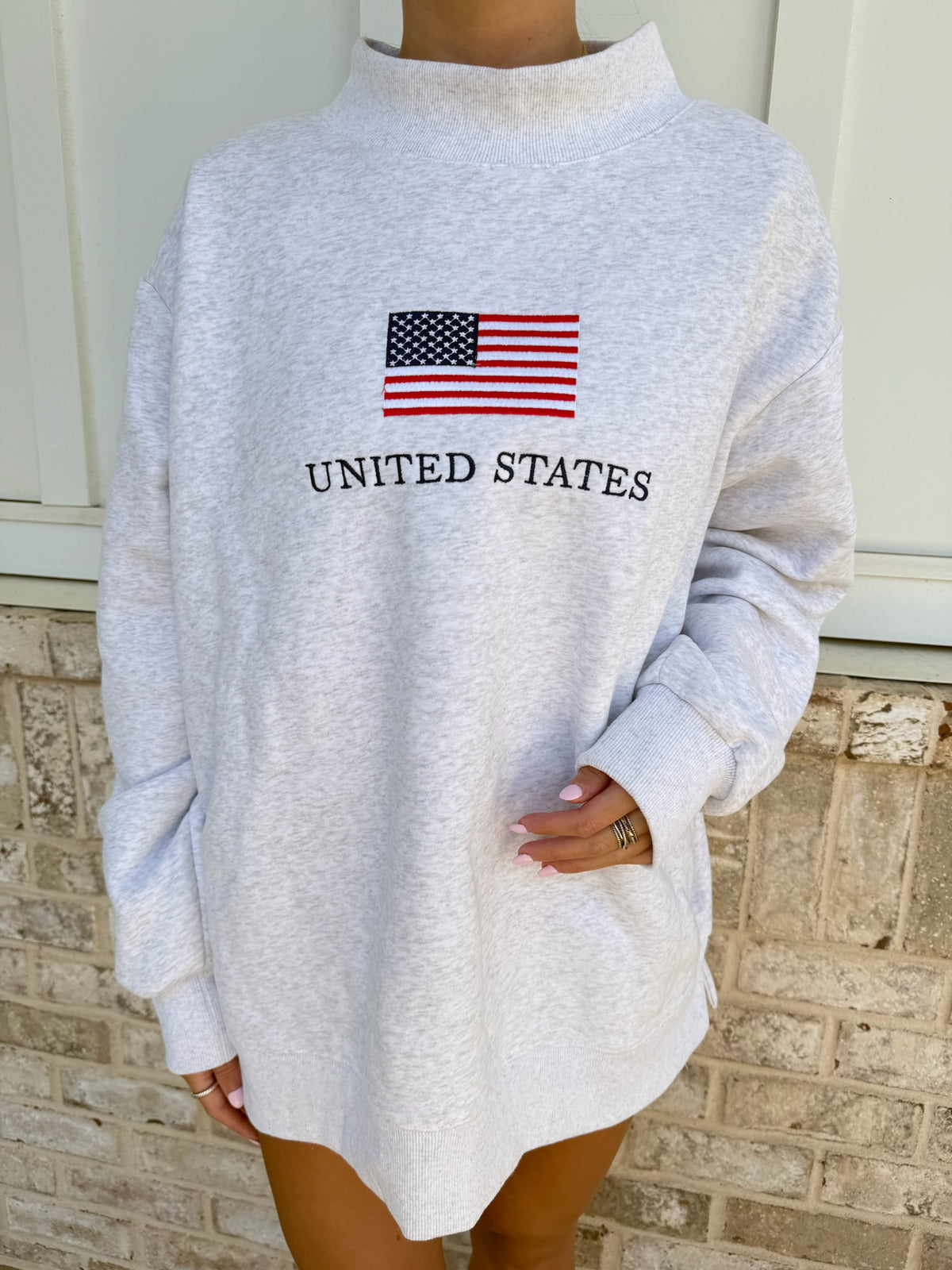 United States Flag Embroider Mockneck Sweatshirt