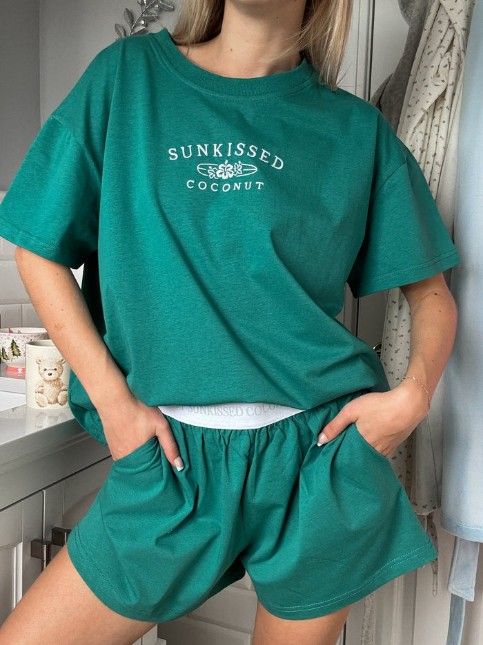Bubbly Green Basic Watercolor Shorts