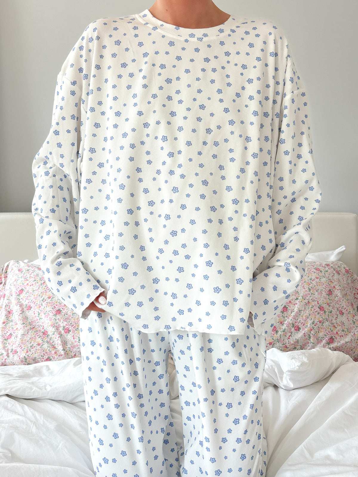 White Lilo Blue Floral Long Sleeve Pajama Top