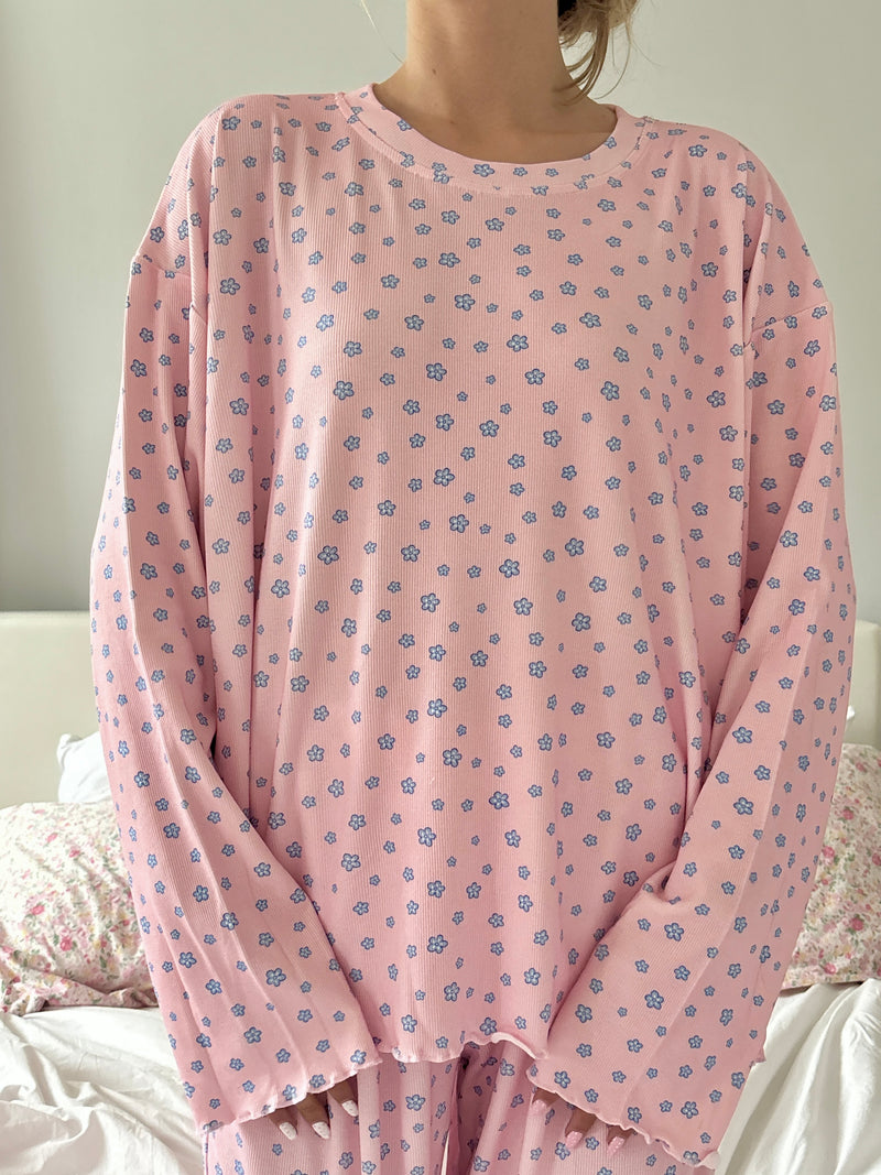 Light Pink Lilo Blue Floral Long Sleeve Pajama Top