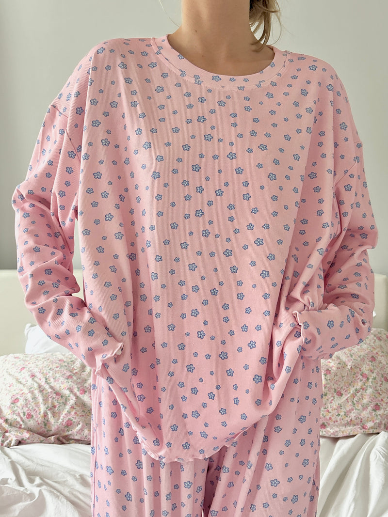 Light Pink Lilo Blue Floral Long Sleeve Pajama Top