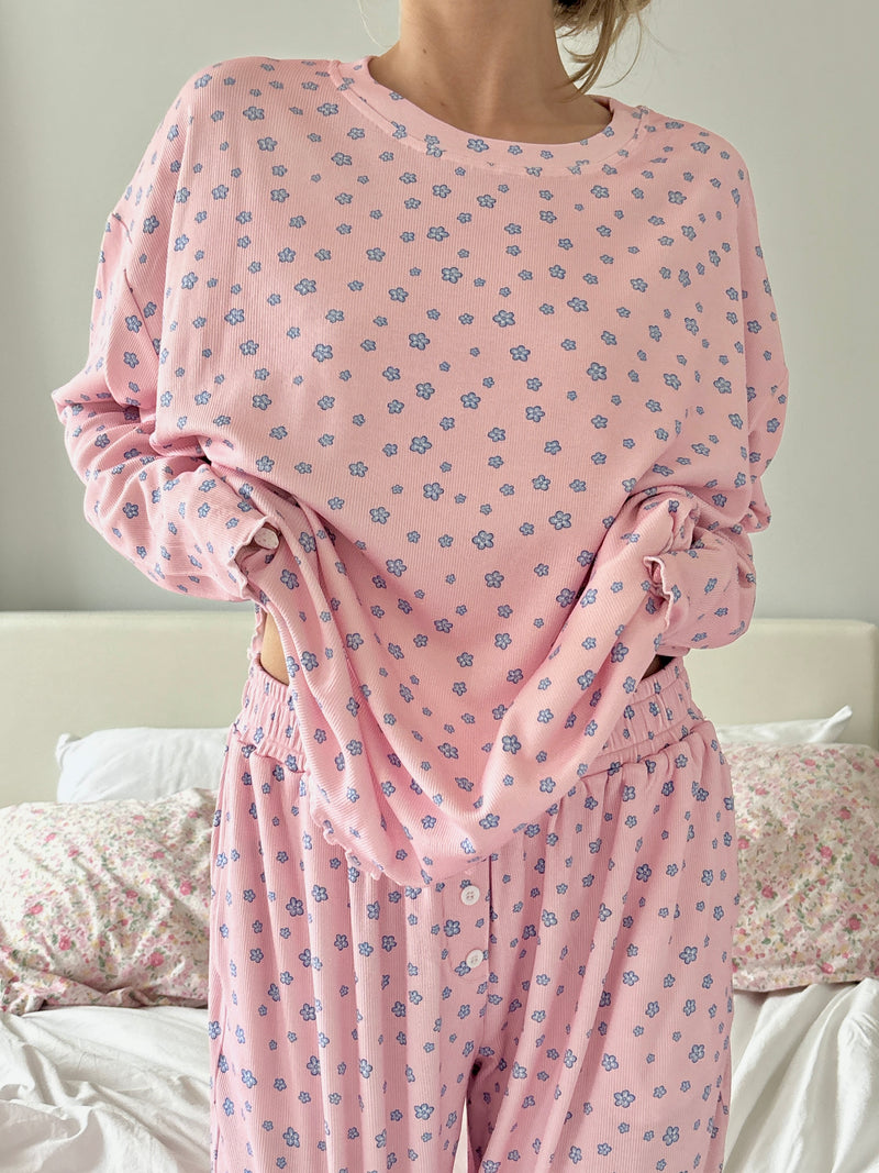 Light Pink Lilo Blue Floral Long Sleeve Pajama Top