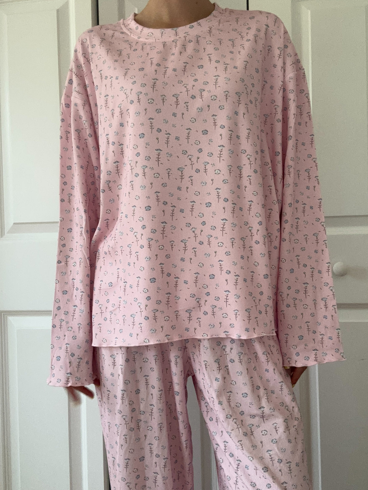 Light Pink Ditsy Floral Long Sleeve Pajama Top