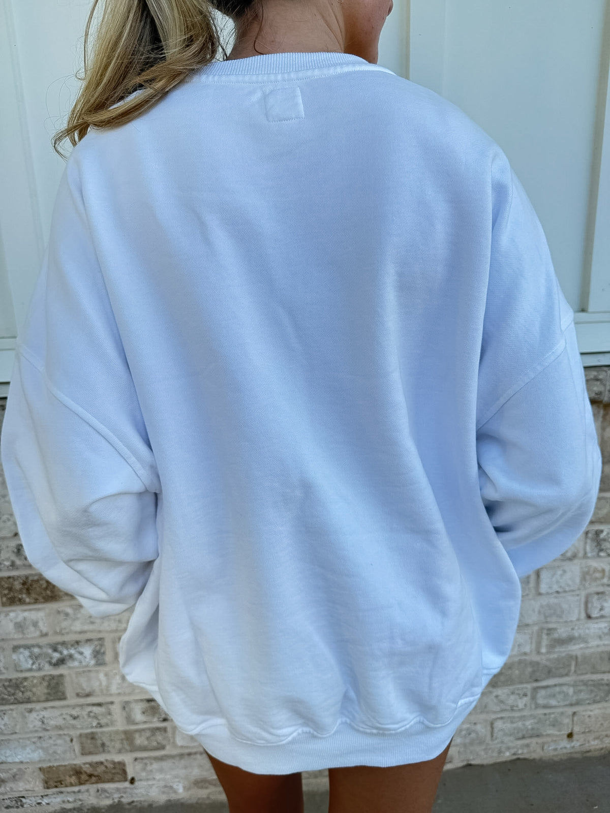 White Old Harbor Garden Embroider Sweatshirt