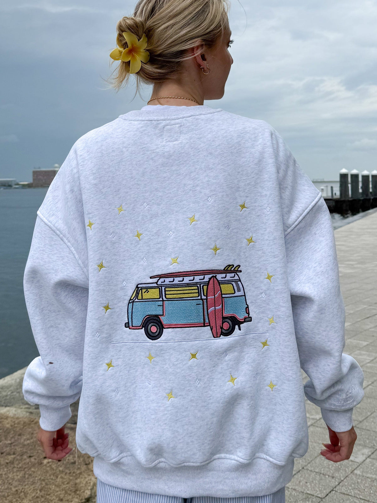 Pearl Grey Embroider Van Star Sweatshirt