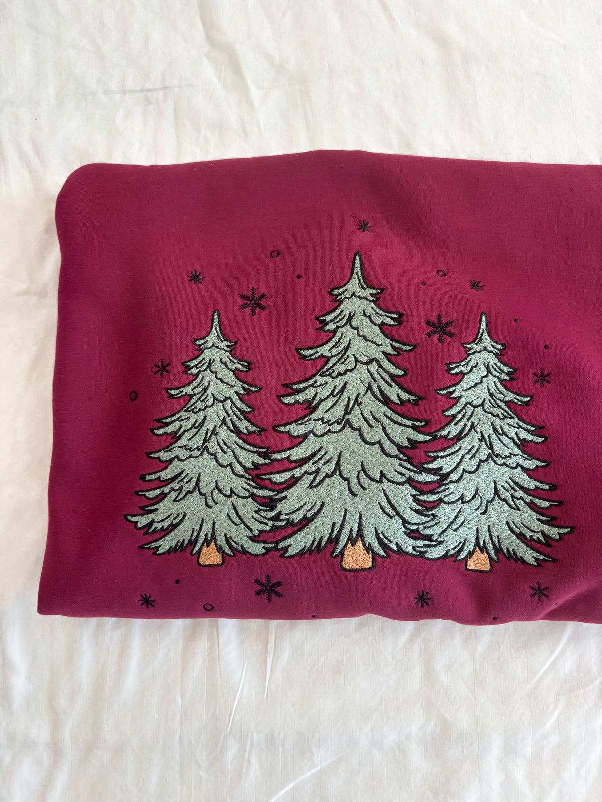 Vintage Red Christmas Tree Embroider Sweatshirt