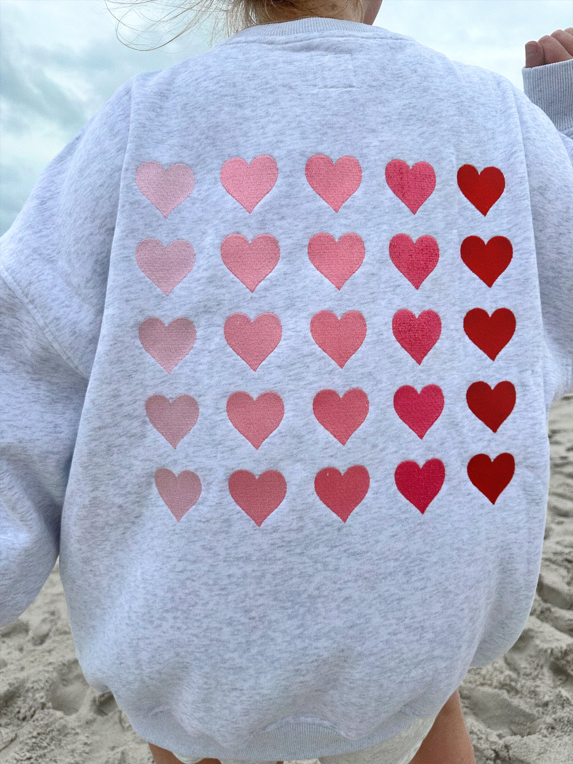 Ombre Hearts Embroider Sweatshirt