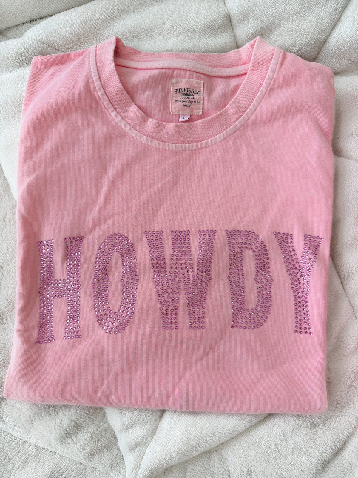 PINK RHINESTONE HOWDY TEE - Sunkissedcoconut