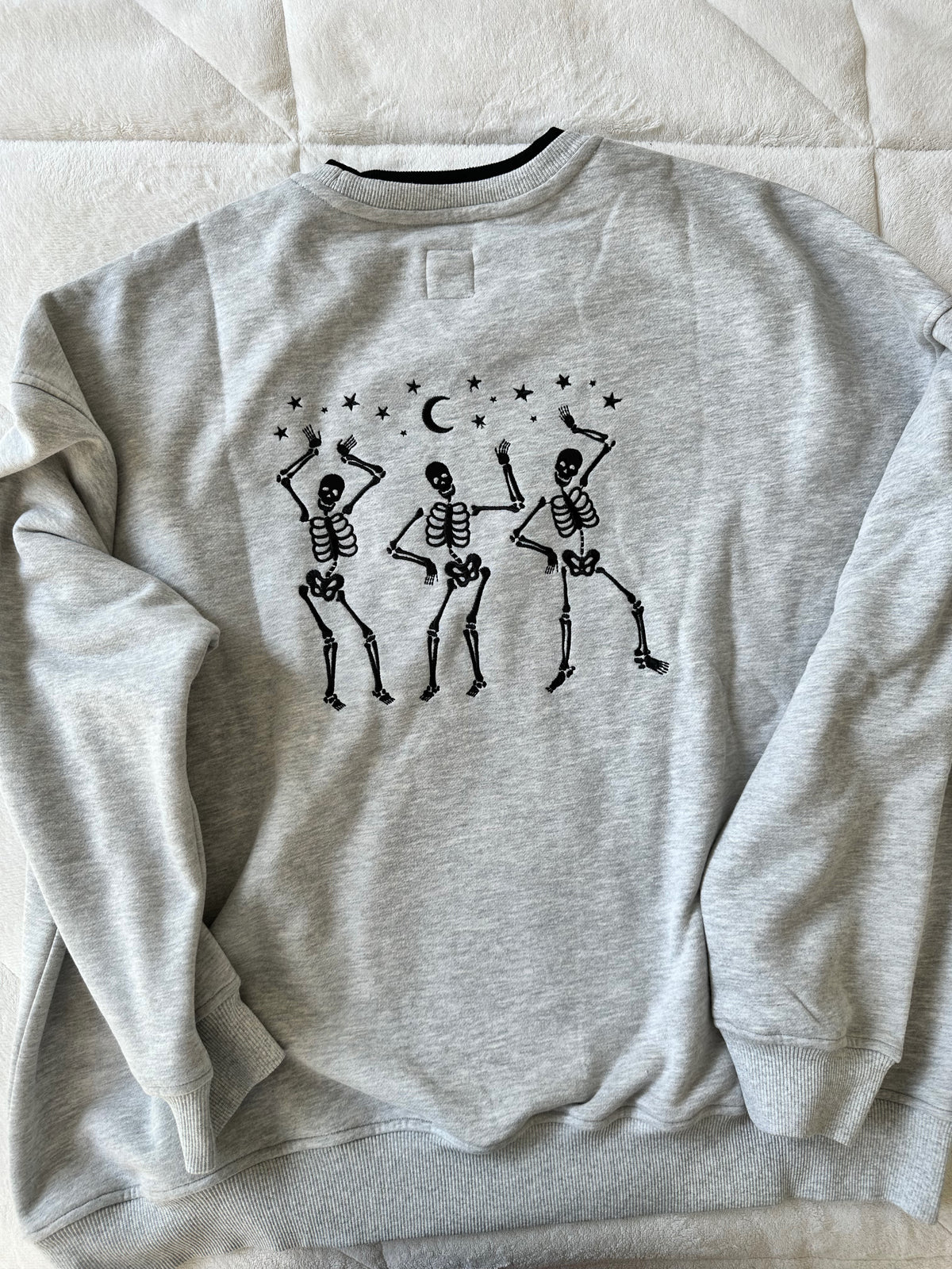 EMBROIDER SKELETON SWEATSHIRT - Sunkissedcoconut