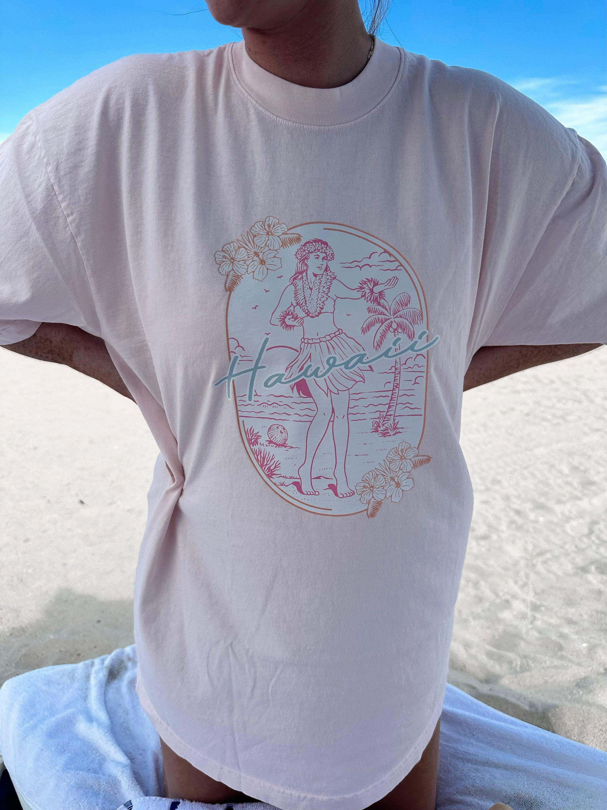 HAWAII GIRL TEE - Sunkissedcoconut