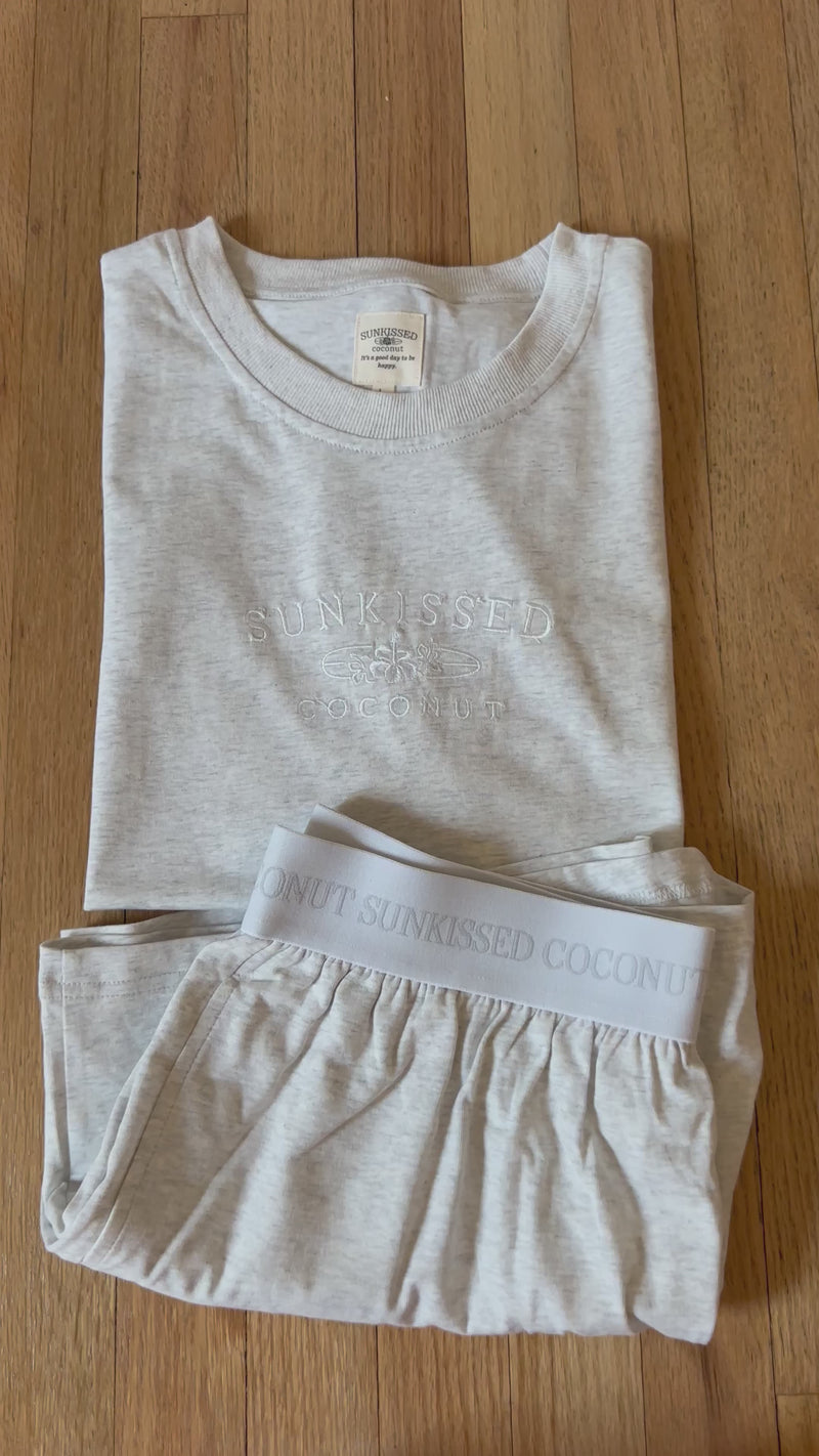 Pearl Grey Basic Watercolor Embroider Tee