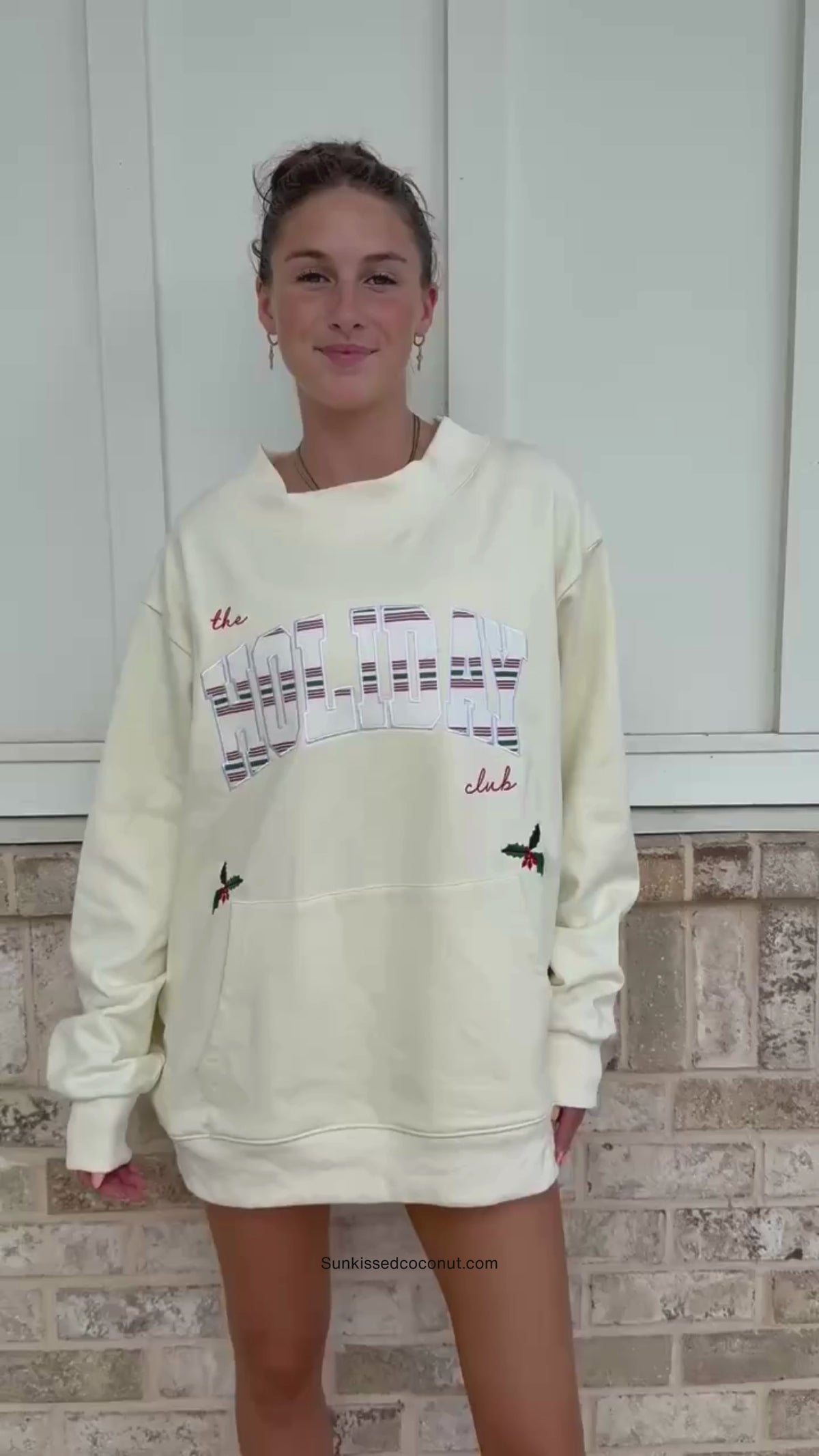 Christmas gift guide, holiday gift guide, gifts for her, gifts for women, gifts for teens, gifts for girls, gifts for moms, gifts for daughters, gifts for sisters, gifts for girlfriends, cozy gifts, cute gifts, girly gifts, trendy gifts, unique gifts, clothing gifts, fashion gifts, sweatshirt gifts, hoodie gifts, loungewear gifts, Christmas wishlist, holiday wishlist, stocking stuffer ideas, cozy gift ideas, pink gift ideas, winter gift ideas, Christmas shopping, holiday shopping, gift ideas for her, cute h