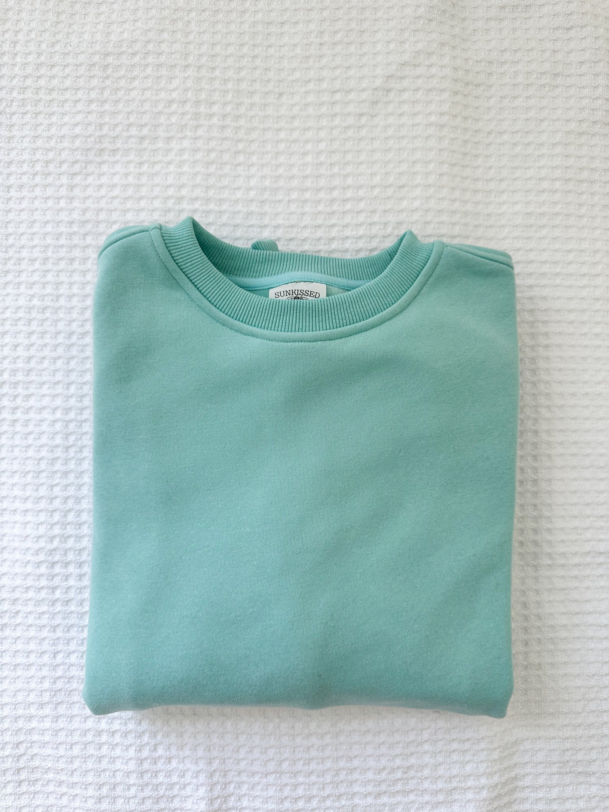 Basic Watercolor Sweatshirt - Sunkissedcoconut