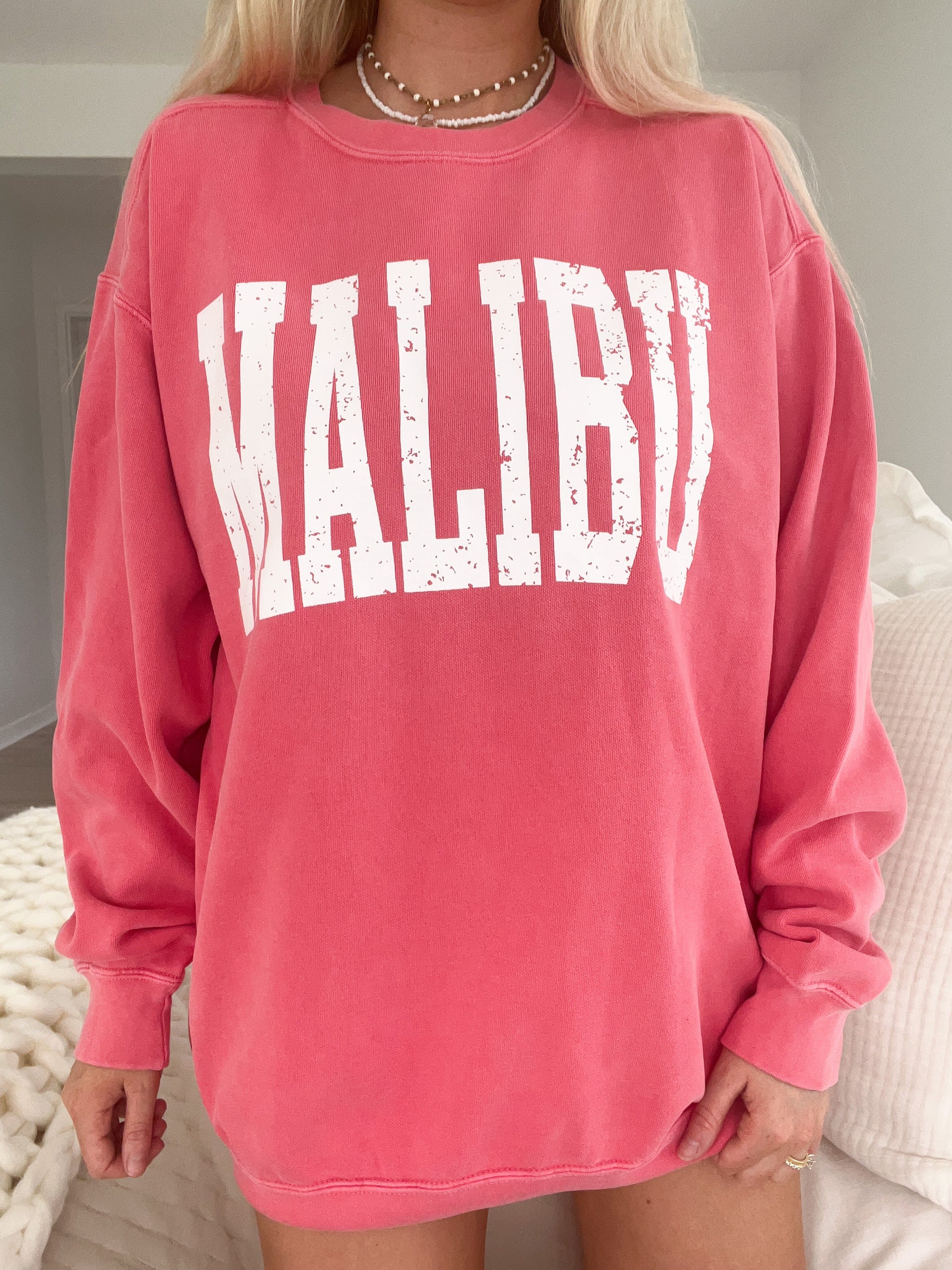Malibu Graphic Sweatshirt – Sunkissedcoconut