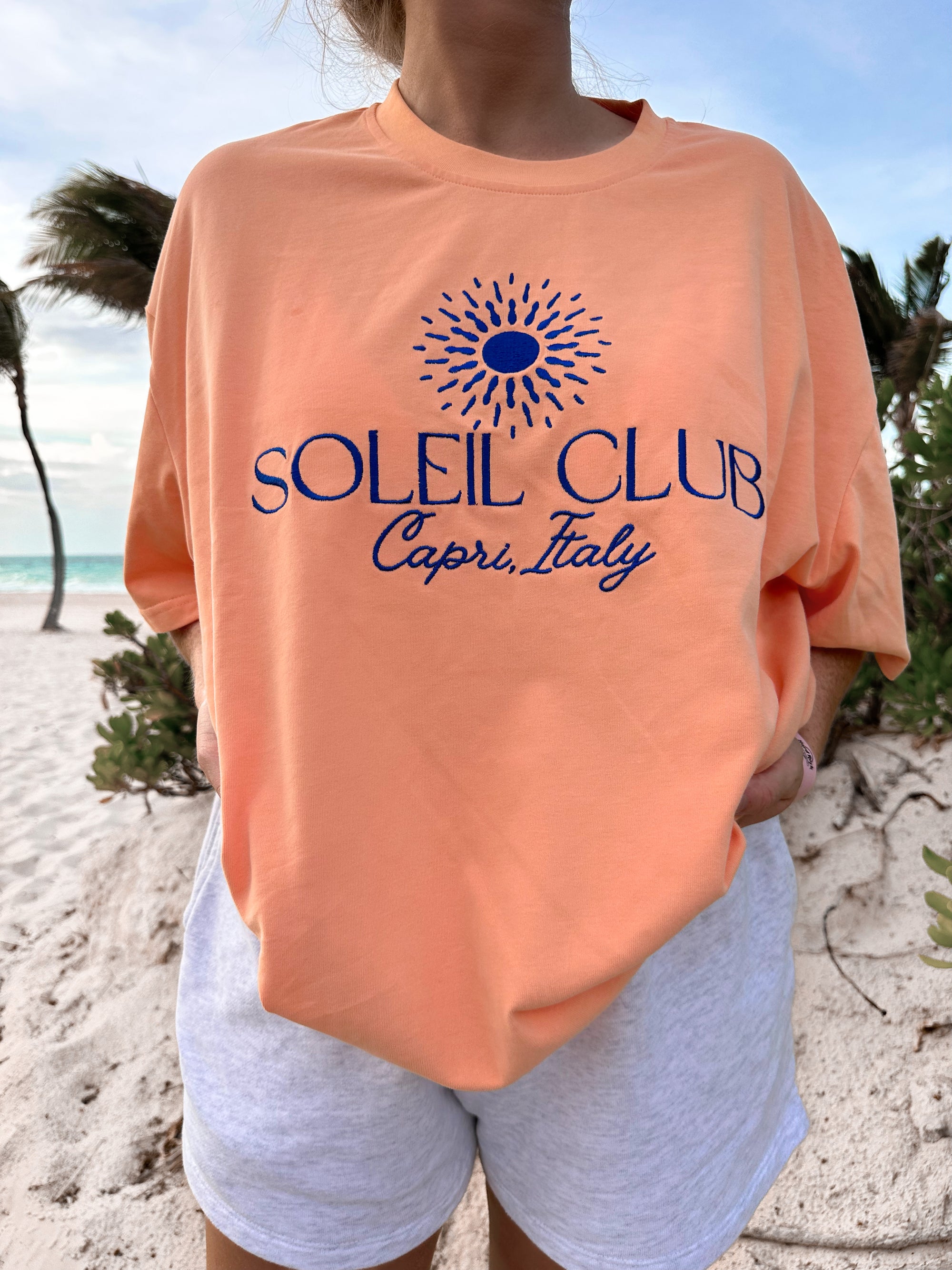 SOLEIL CLUB EMBROIDER TEE - Sunkissedcoconut
