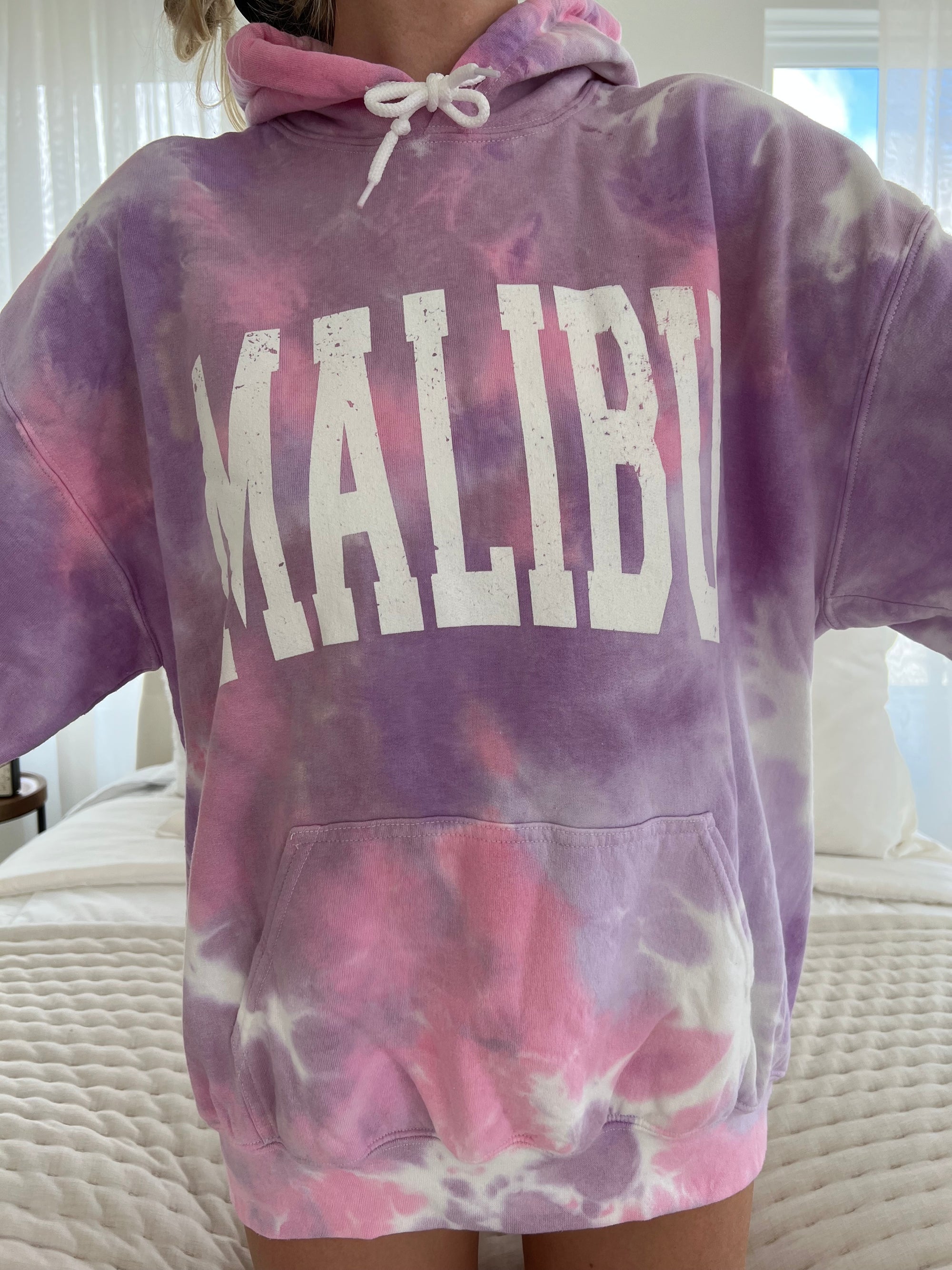 Malibu Beach Tie Dye Graphic Hoodie - Sunkissedcoconut
