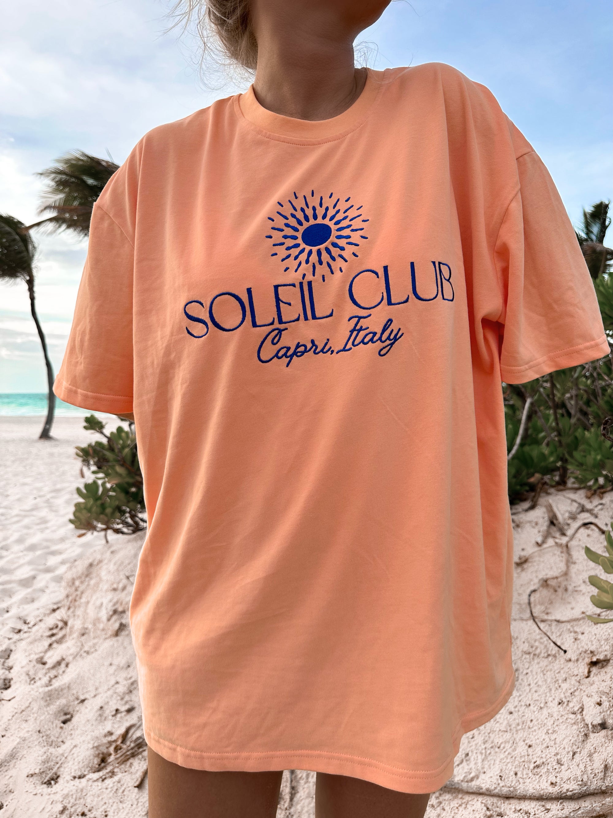 SOLEIL CLUB EMBROIDER TEE - Sunkissedcoconut