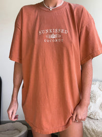 BURNT ORANGE SUNKISSEDCOCONUT TEE - Sunkissedcoconut